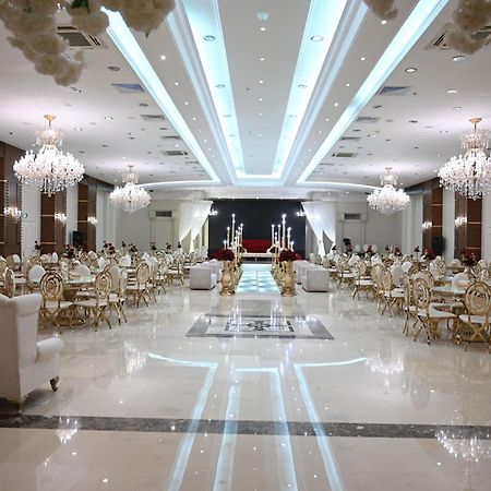 Le Meridien Medina Exterior photo A wedding hall in Cairo, Egypt